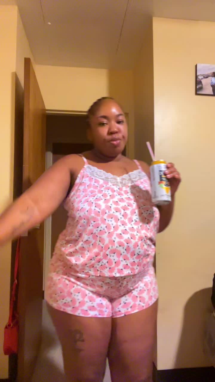 @MS. Montford 🥰🤪😘