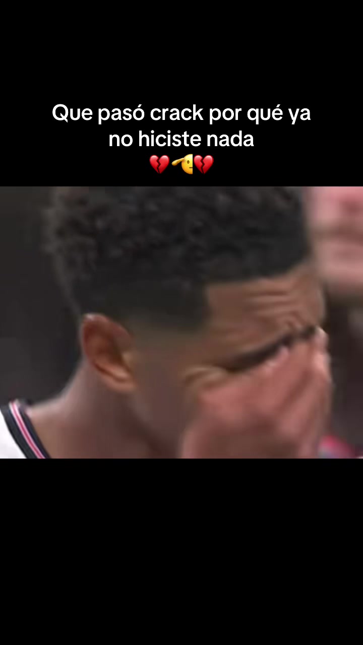 @CR7 🇵🇹(•_•)