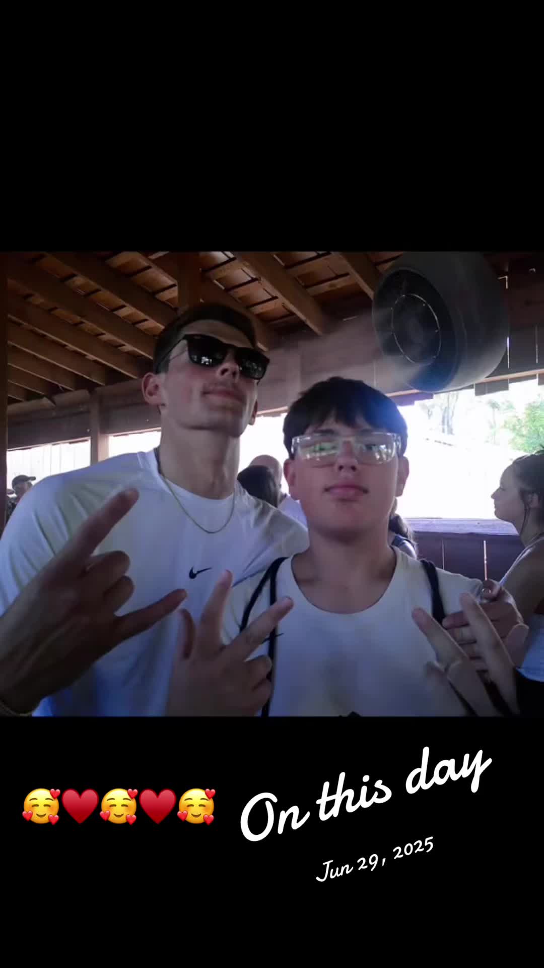 @andreamomof2boys