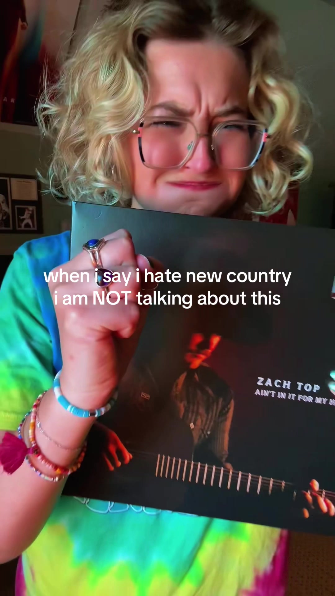 @chloe