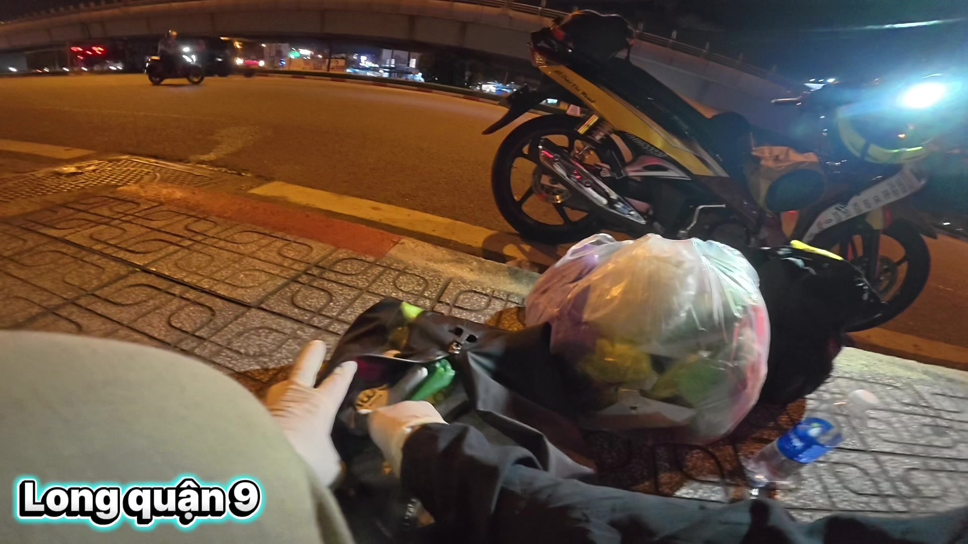 @Long Quận 9