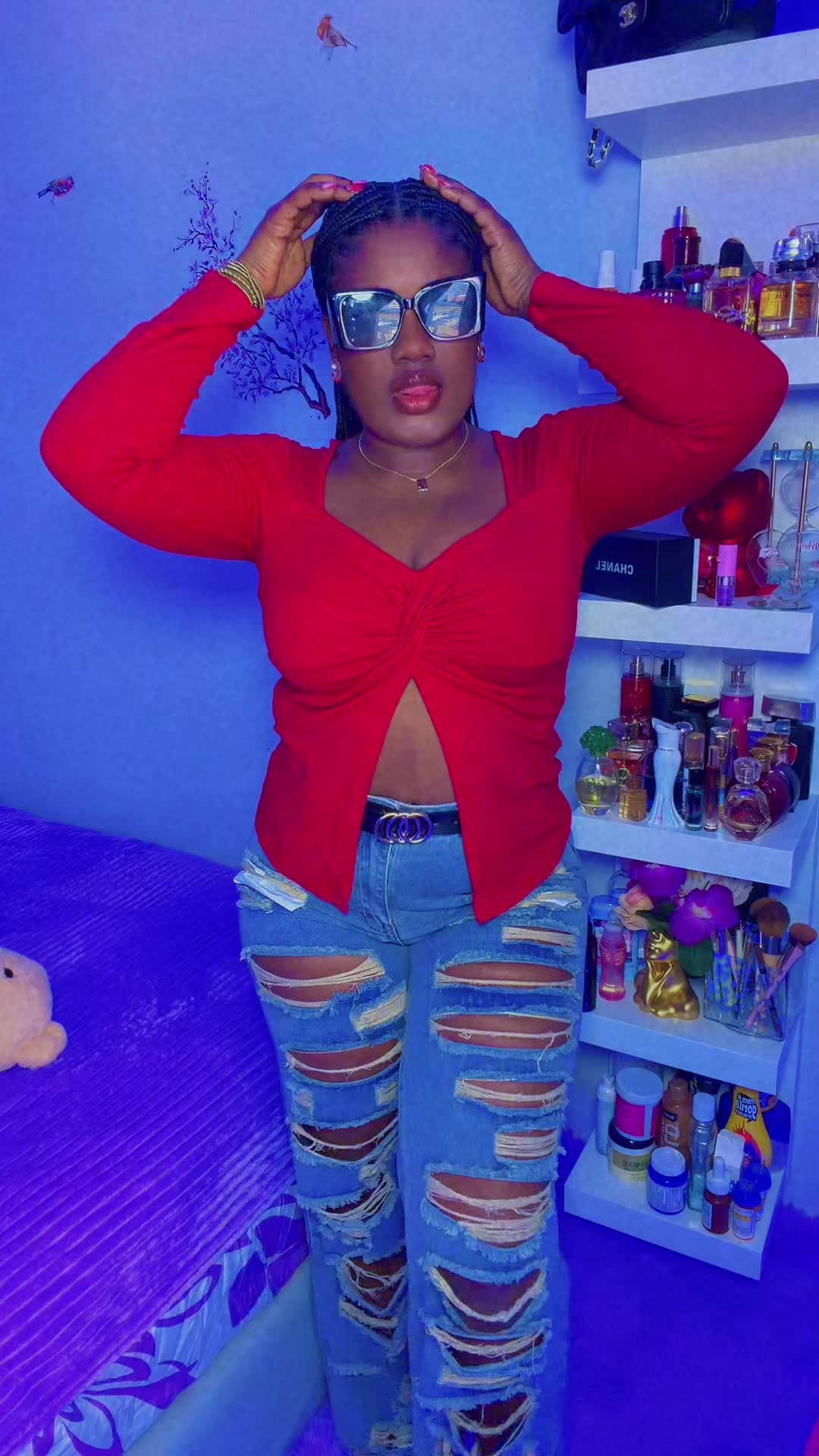 @ShiShie🦋💎