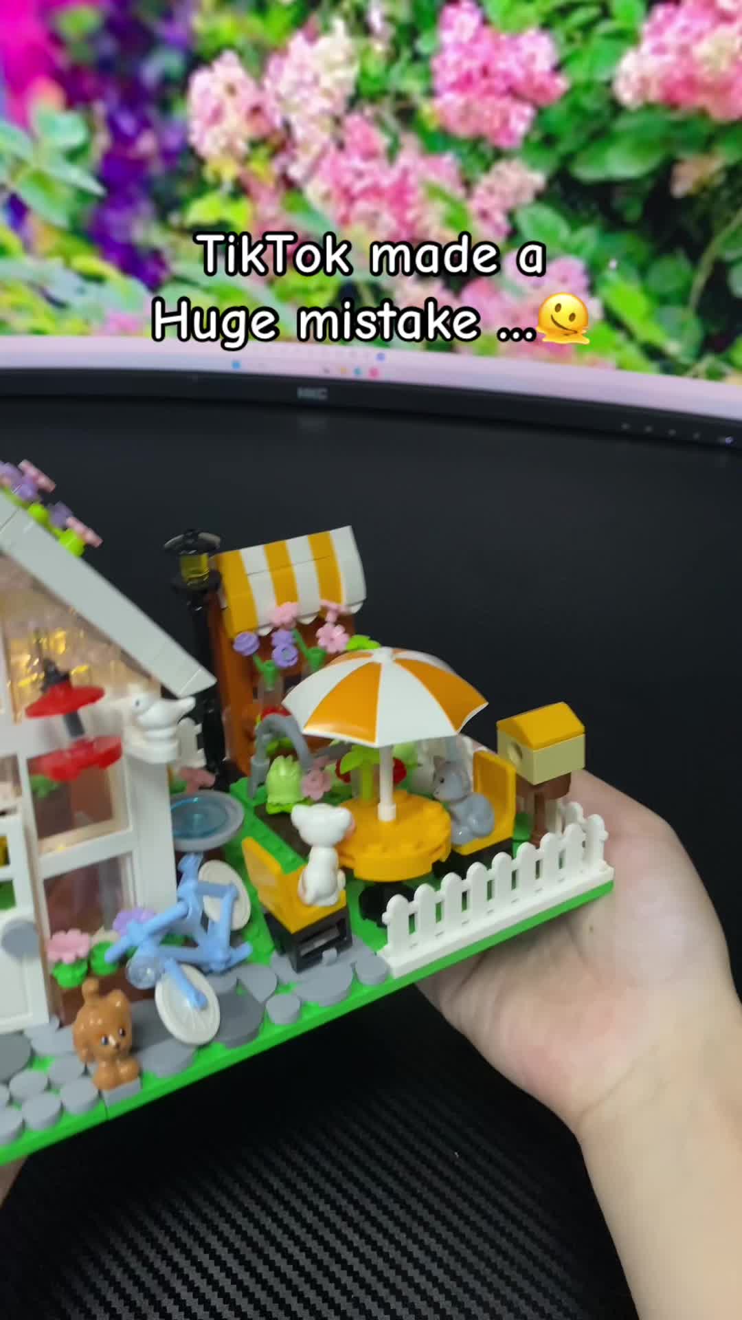 @MoooooooC