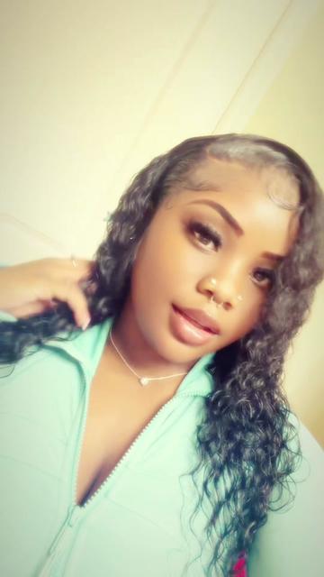 @Ms.domfem👩🏽❤️💋👩🏽😋