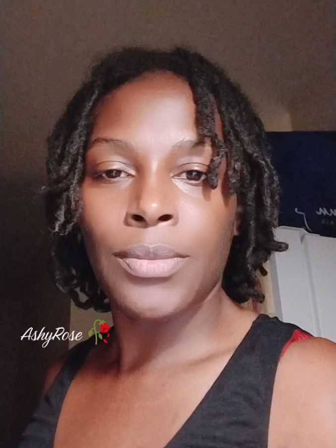 @AshyRose555