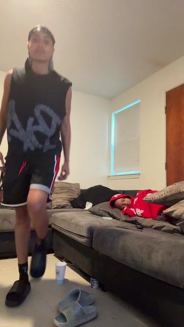 @ivyismotion