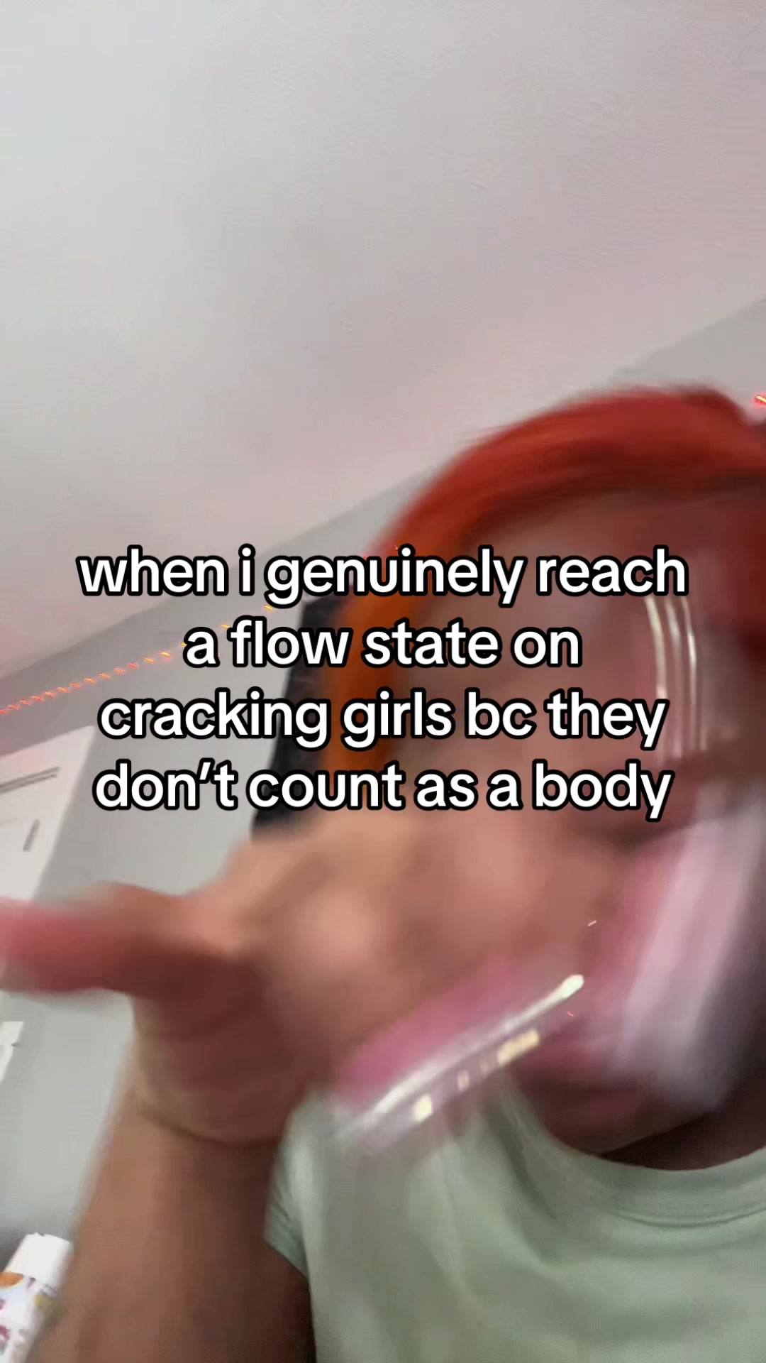 @🫦