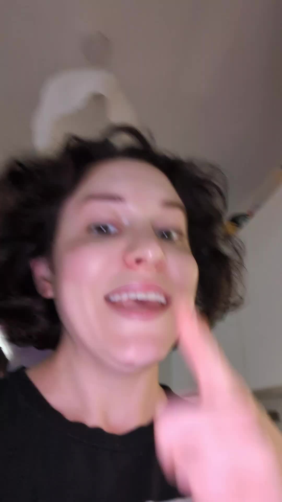 @T