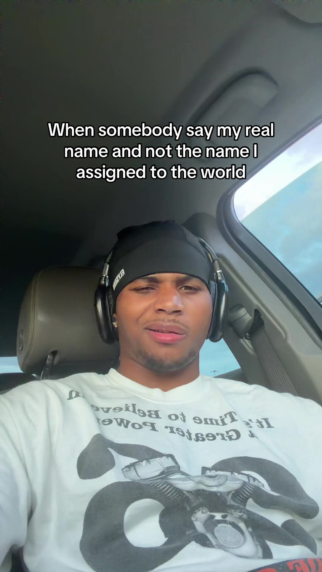 @_deewho