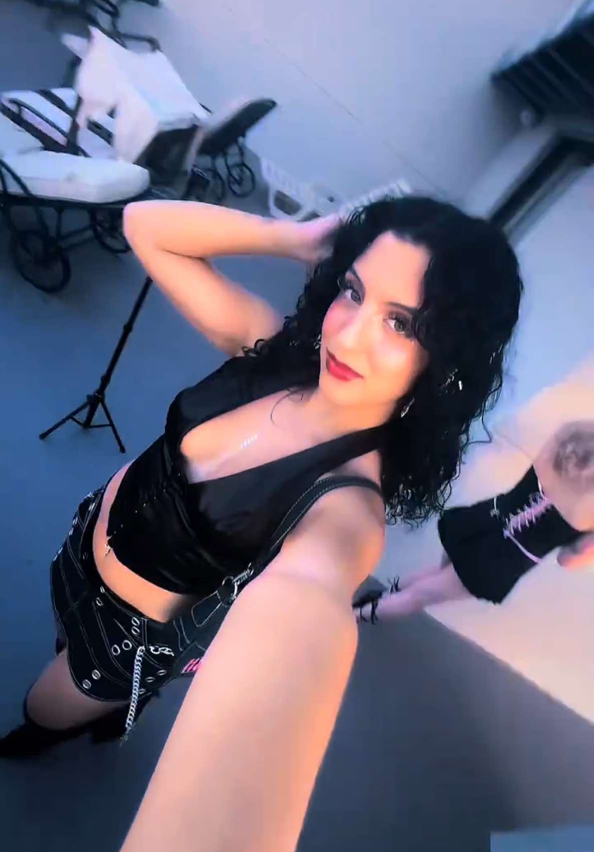 @zuri ♱