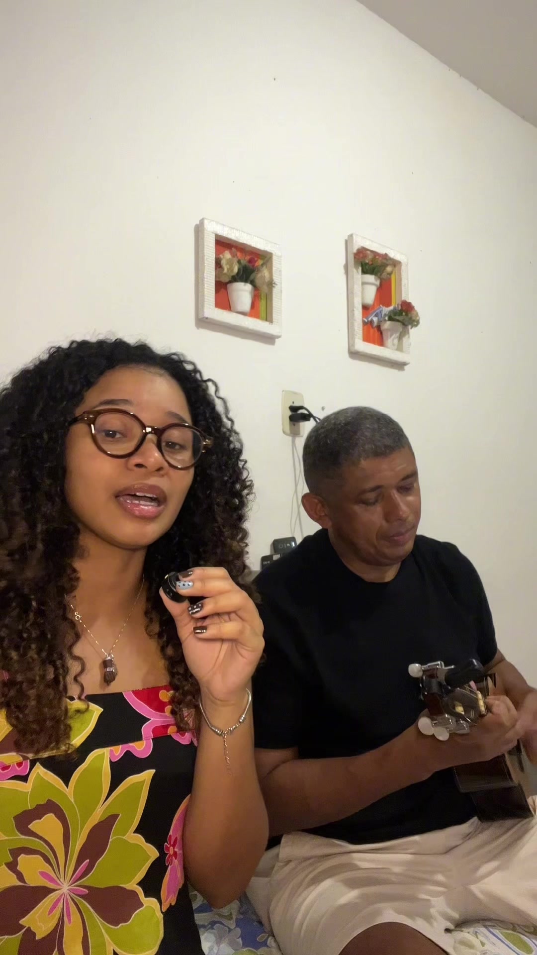 @Alice Tiê