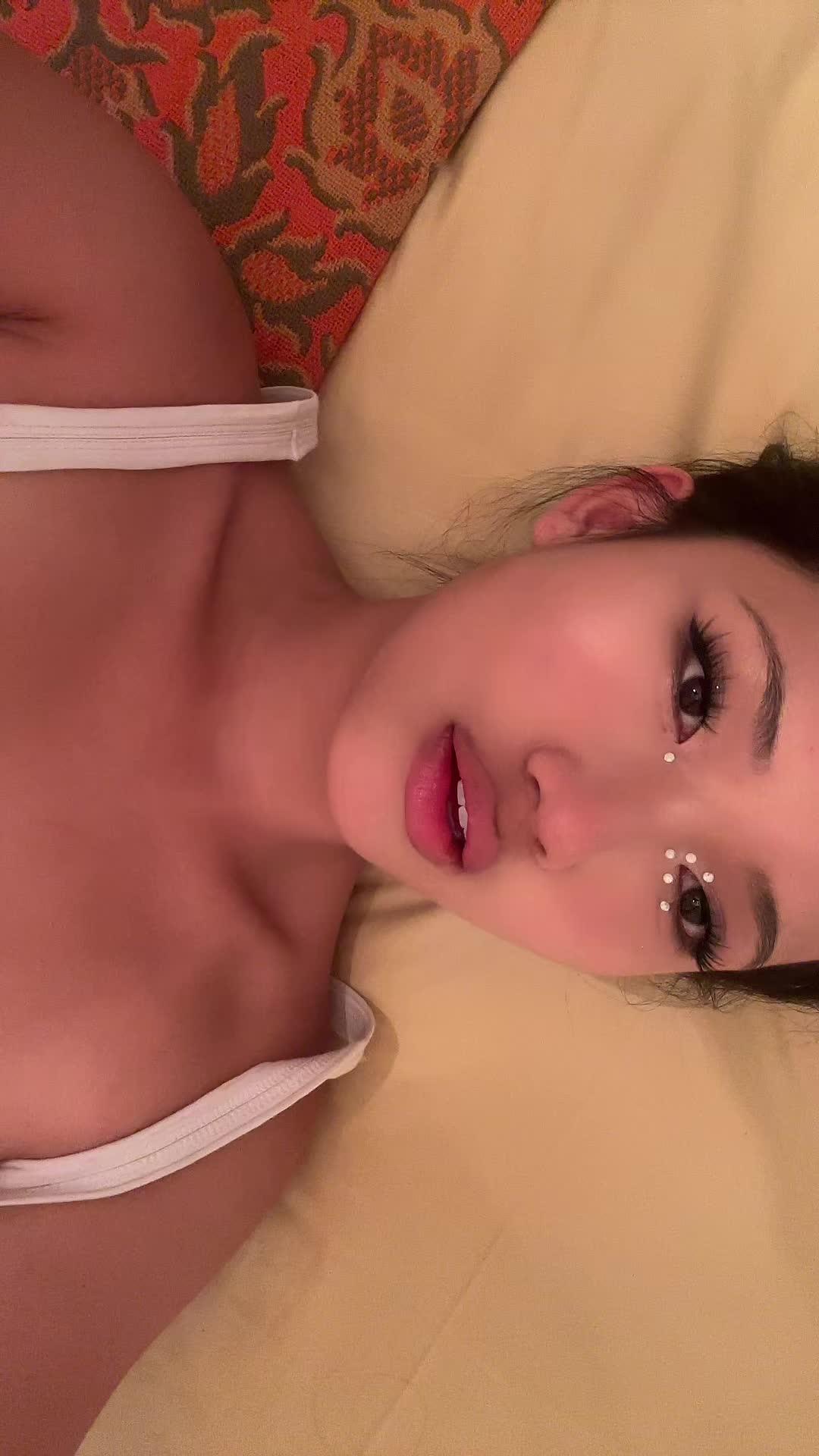@🪷