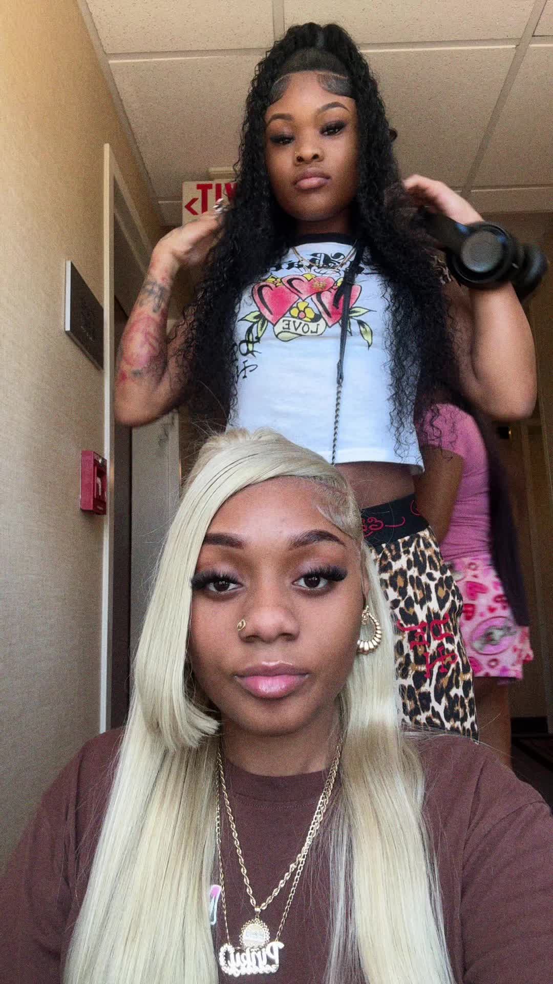 @Pinky🤩