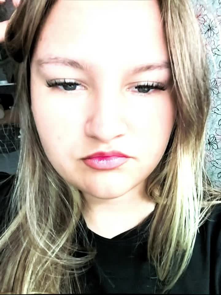 @🍷