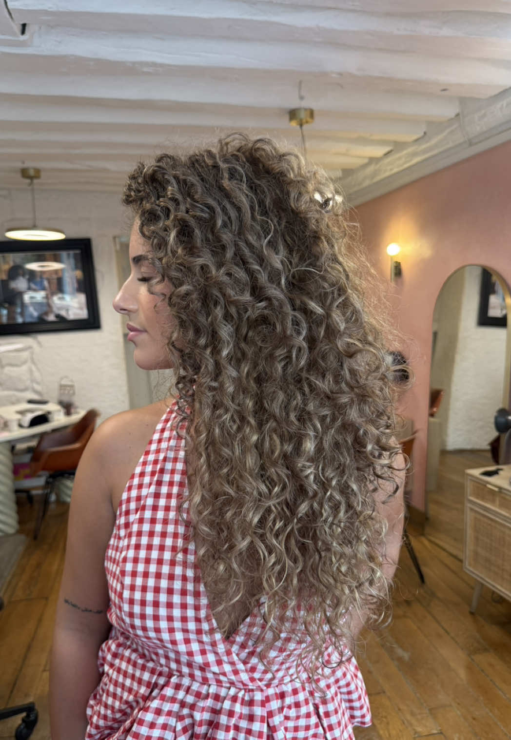 @Hair studio by anissa ✨🌸