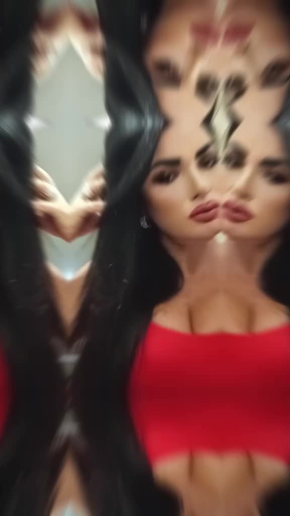 @lucy