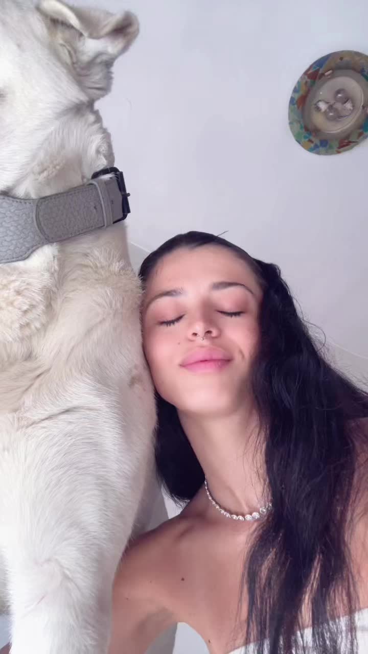 @nicolecannata