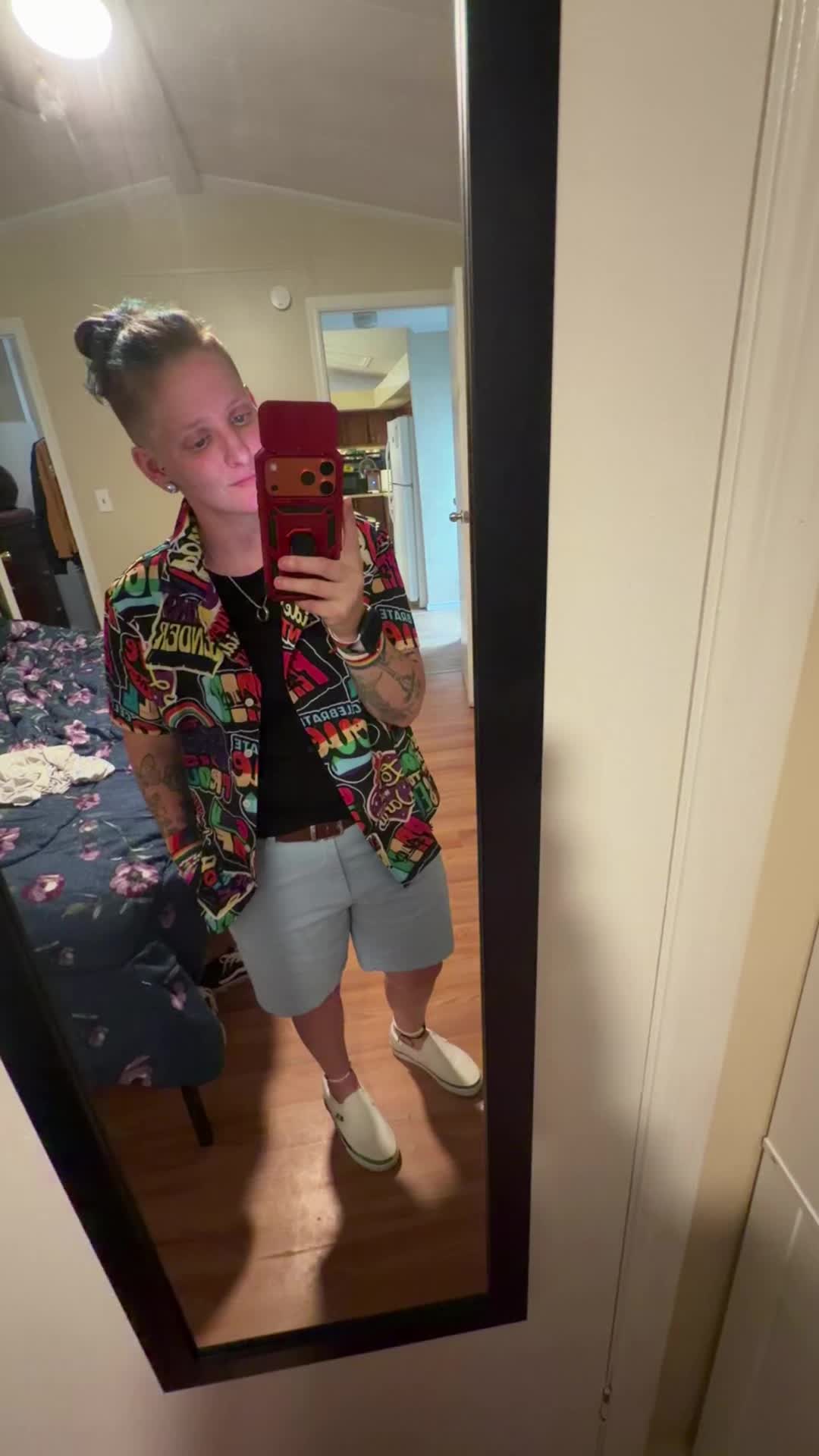 @lezbo32🌈