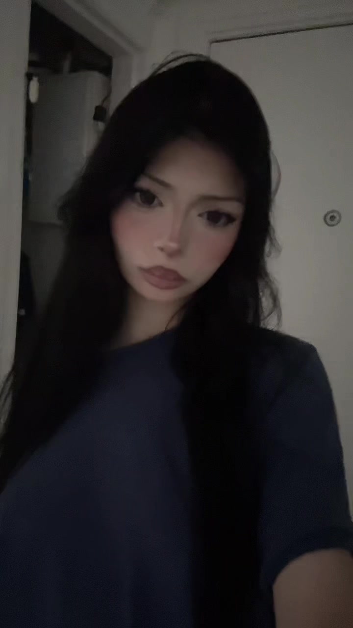 @melikenaz