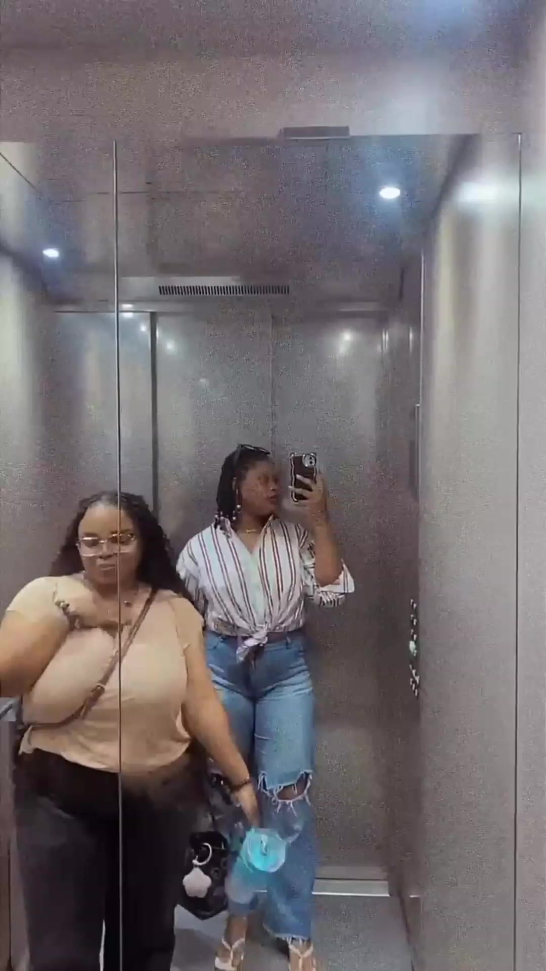 @Titi AKIOLA