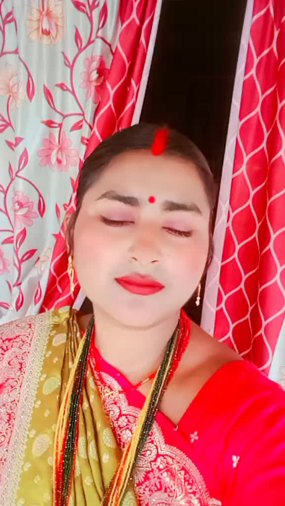 @aArTi aDhikAr&Iuml;. ❤️❤️❤️