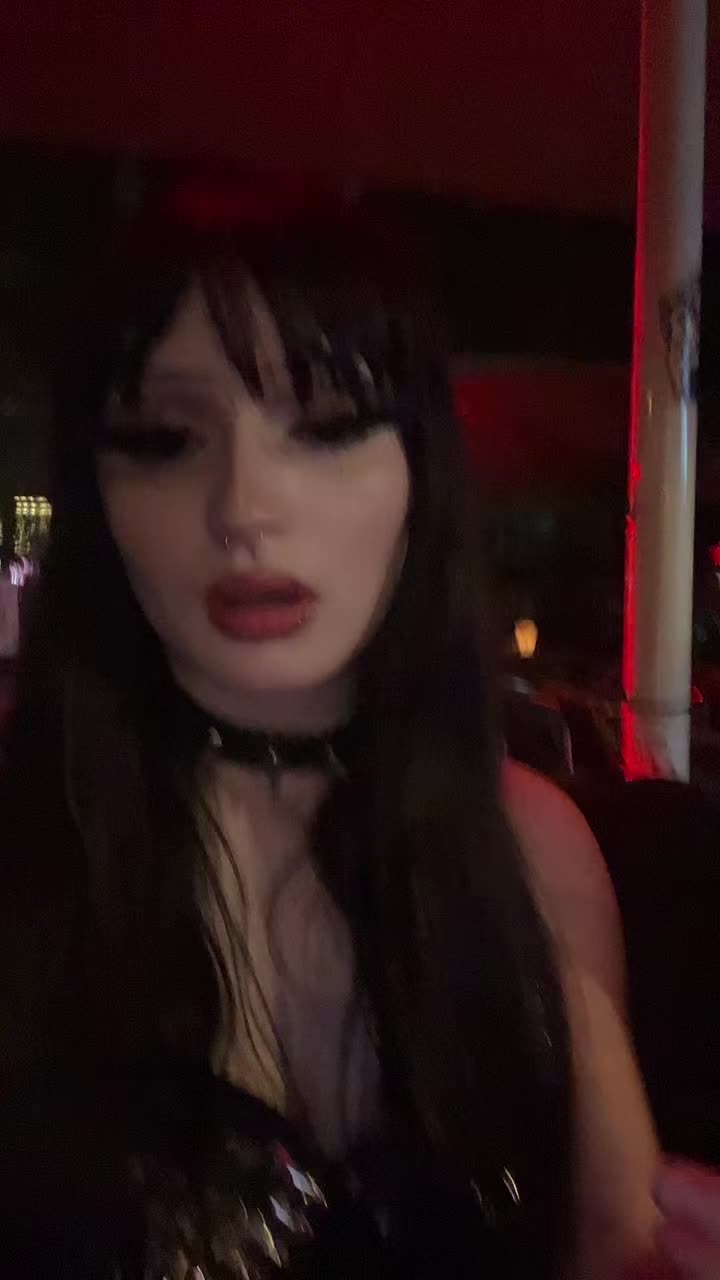 @sabrina🦇