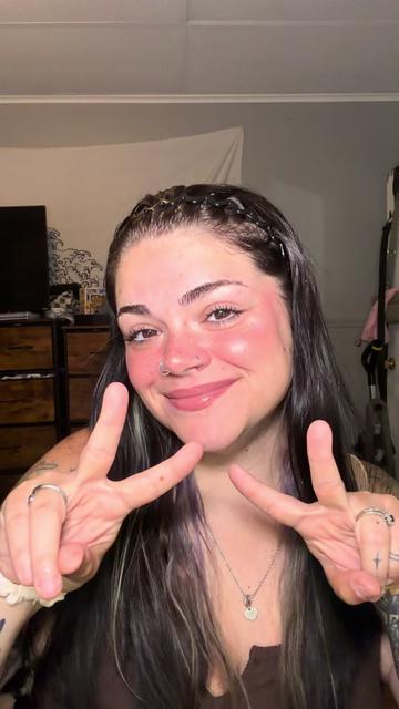@emilyy_maryy_