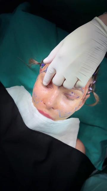 @Op.Dr. Erdi &Ouml;zdemir