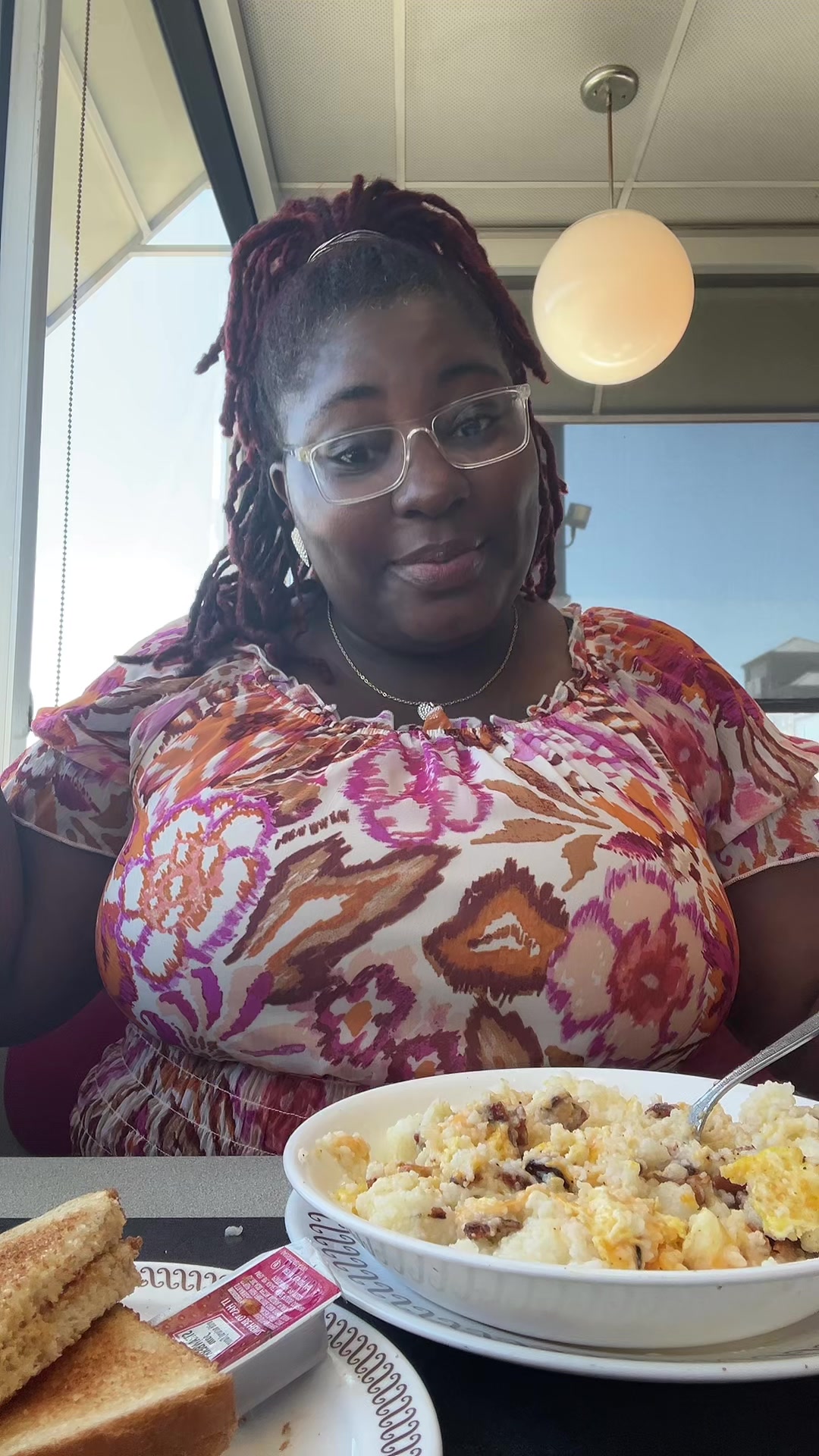 @MsPrettyTisha😊💜🧡💛💚🩷