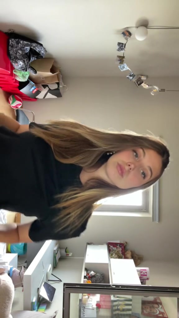 @A💫
