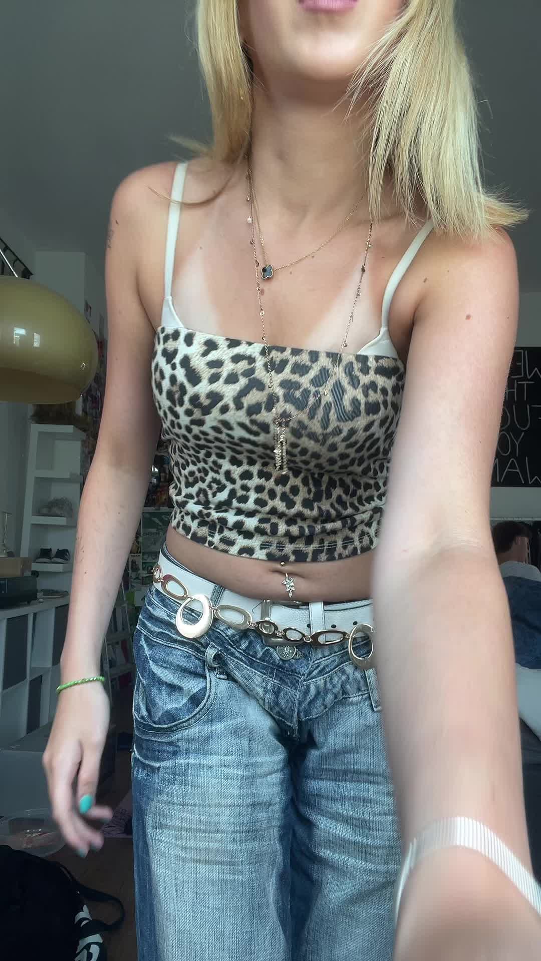 @𝑀𝐴𝐸꩜