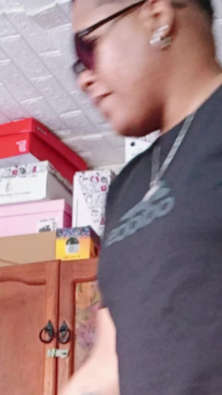 @Salom&eacute; 🦋
