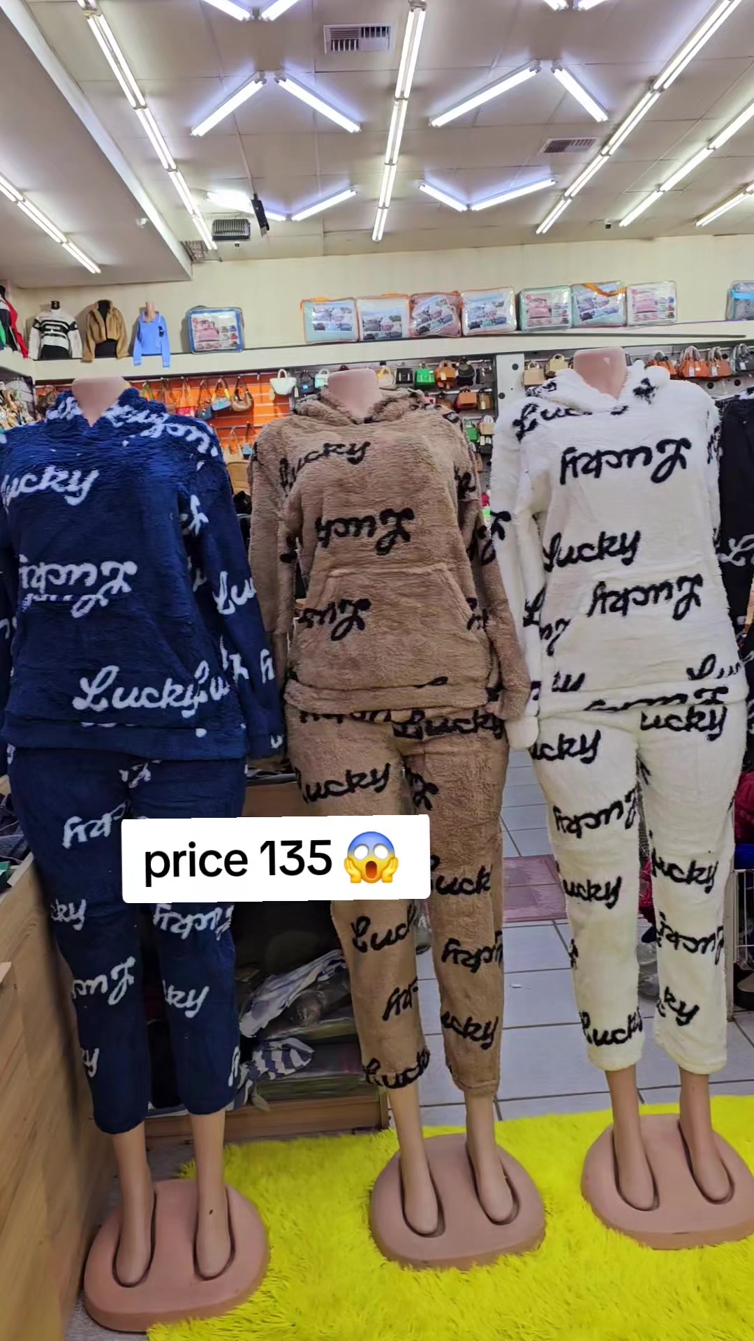 @Khadima2fashion Taxi rank