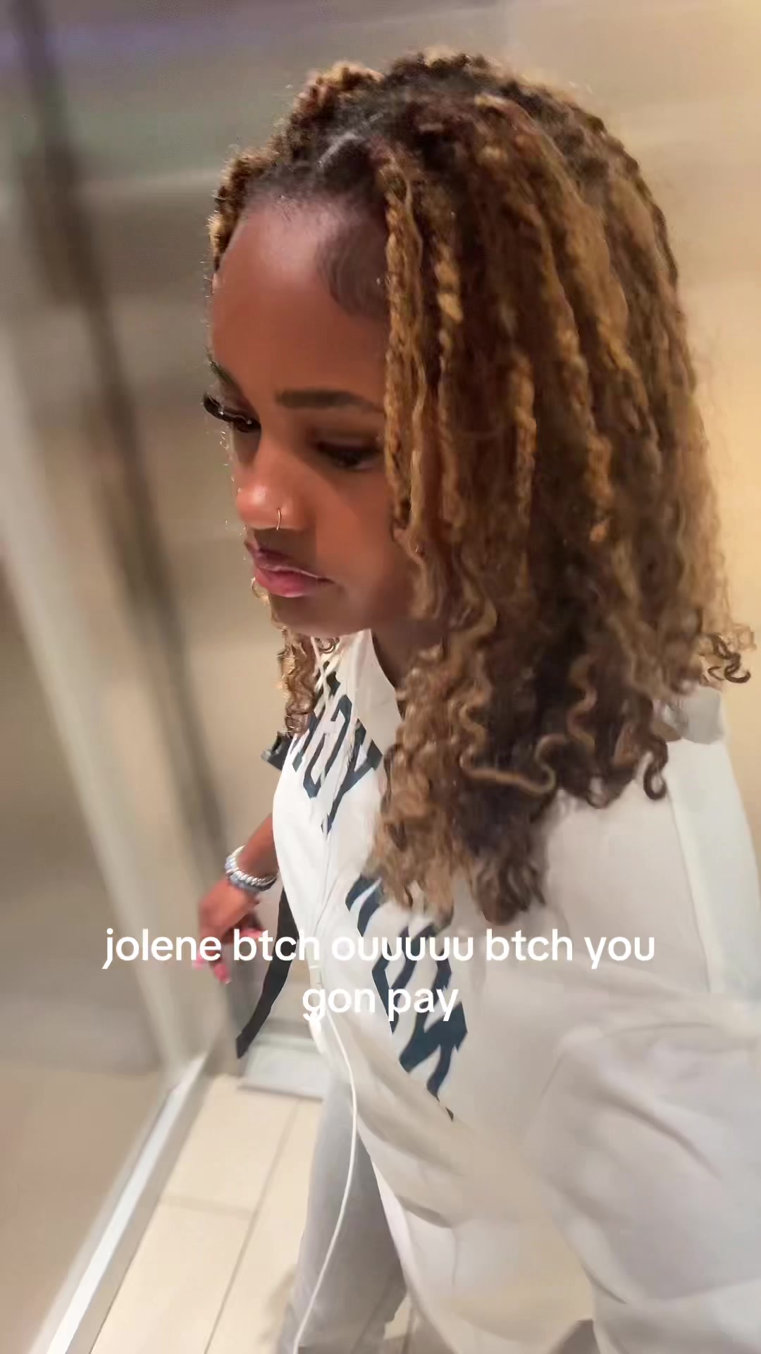 @mamikola