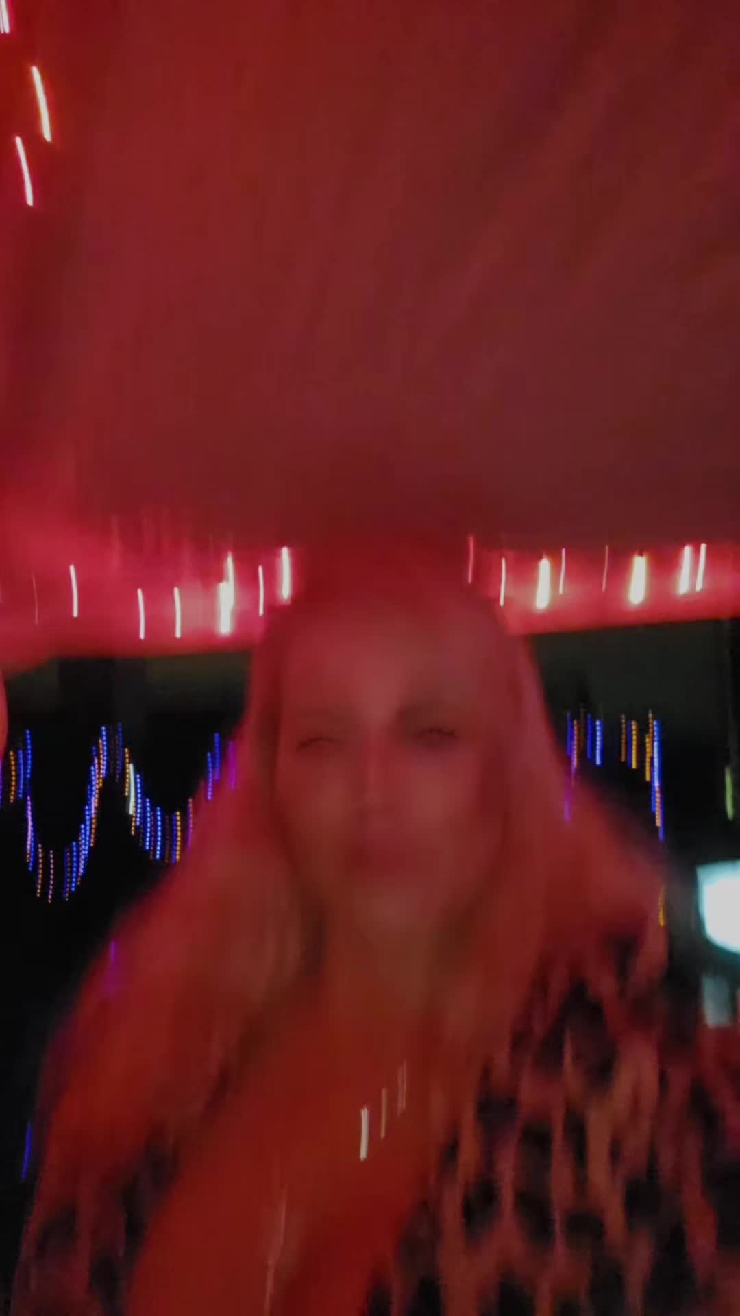 @Dee