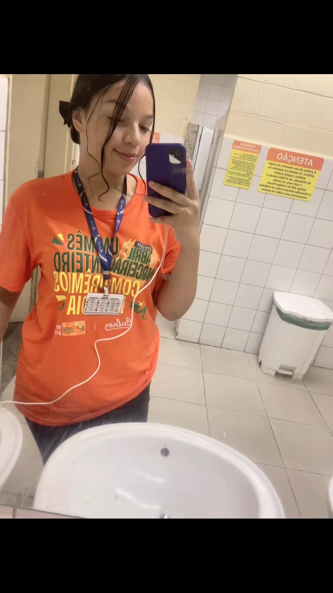 @Larissaxt_01
