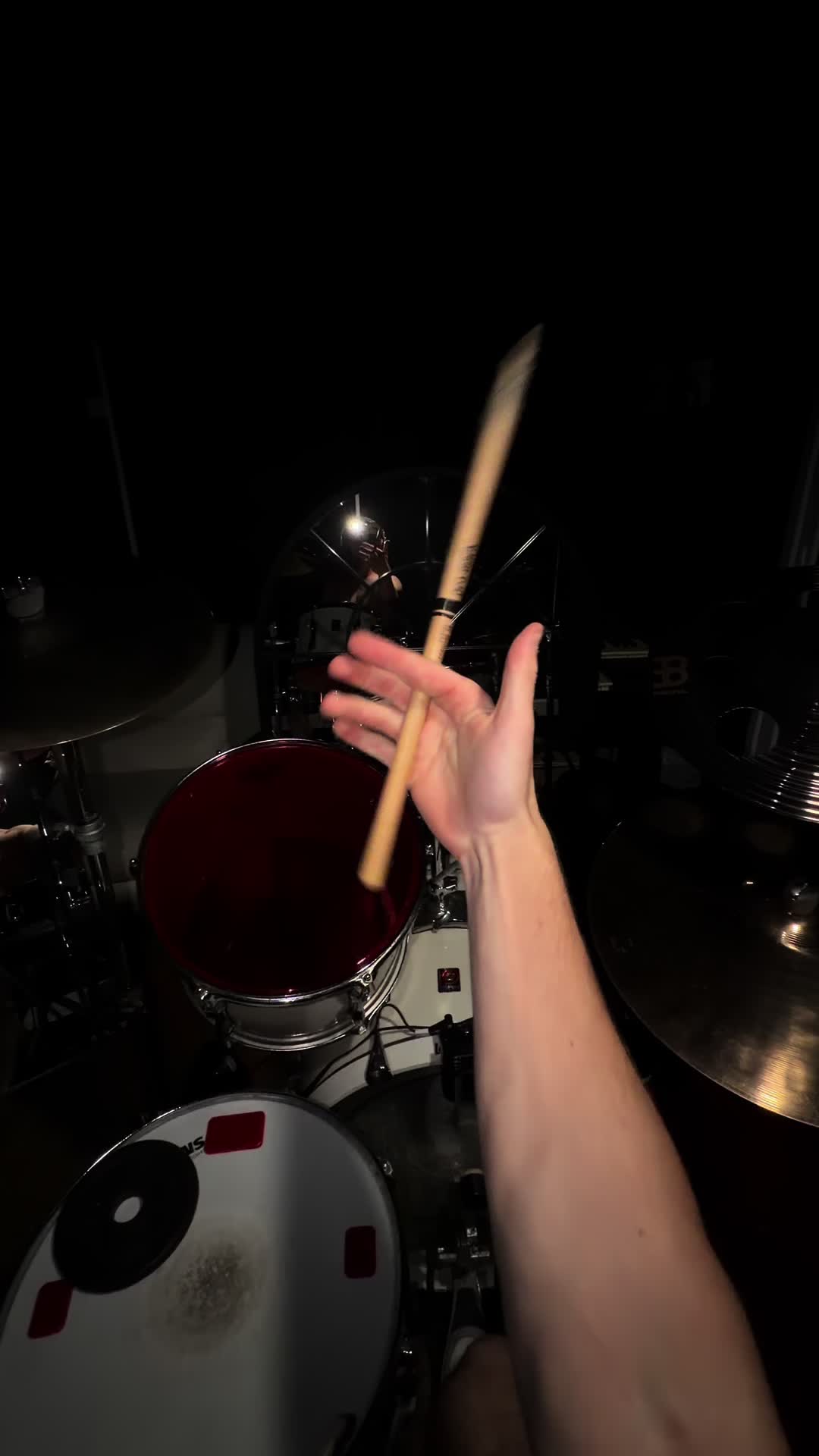 @axel.drum