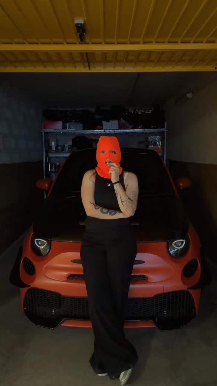@𝑽𝑨𝑳𝑬🧡