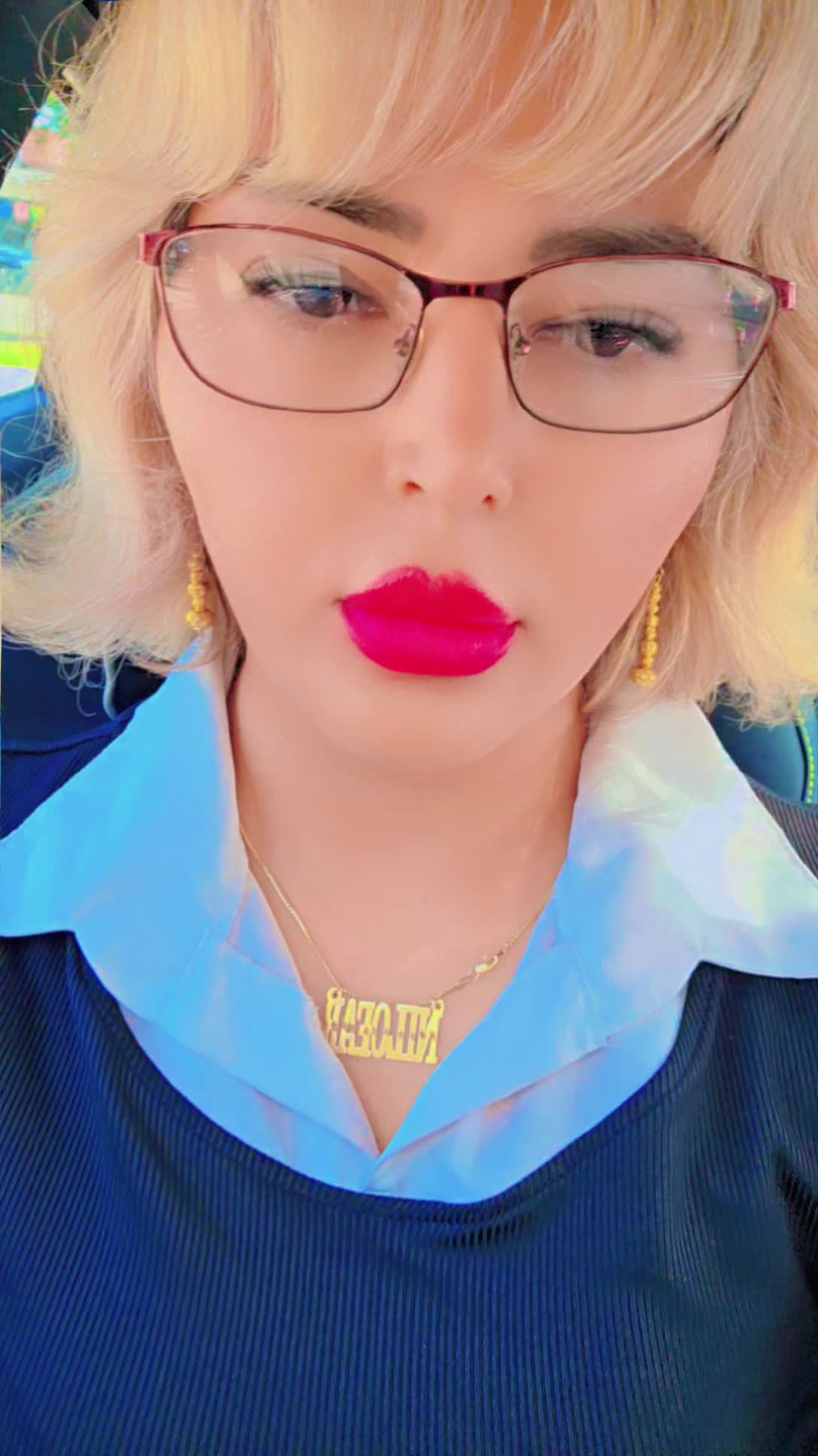 @Nilofar 🇺🇲