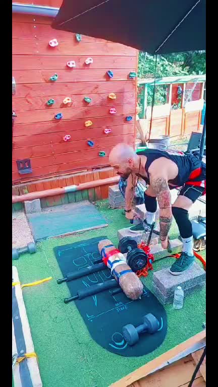 @Jhony - wolf alpha-fitness