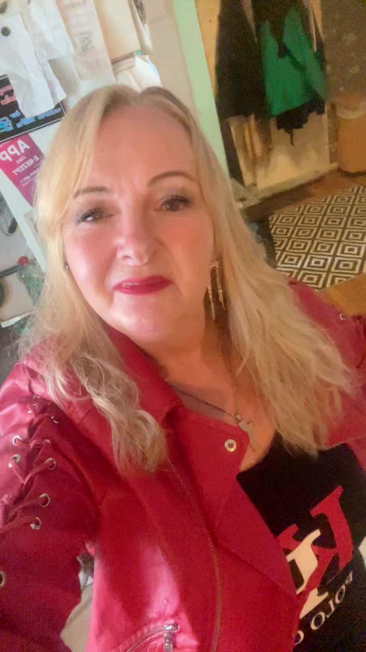 @Ellen ü50