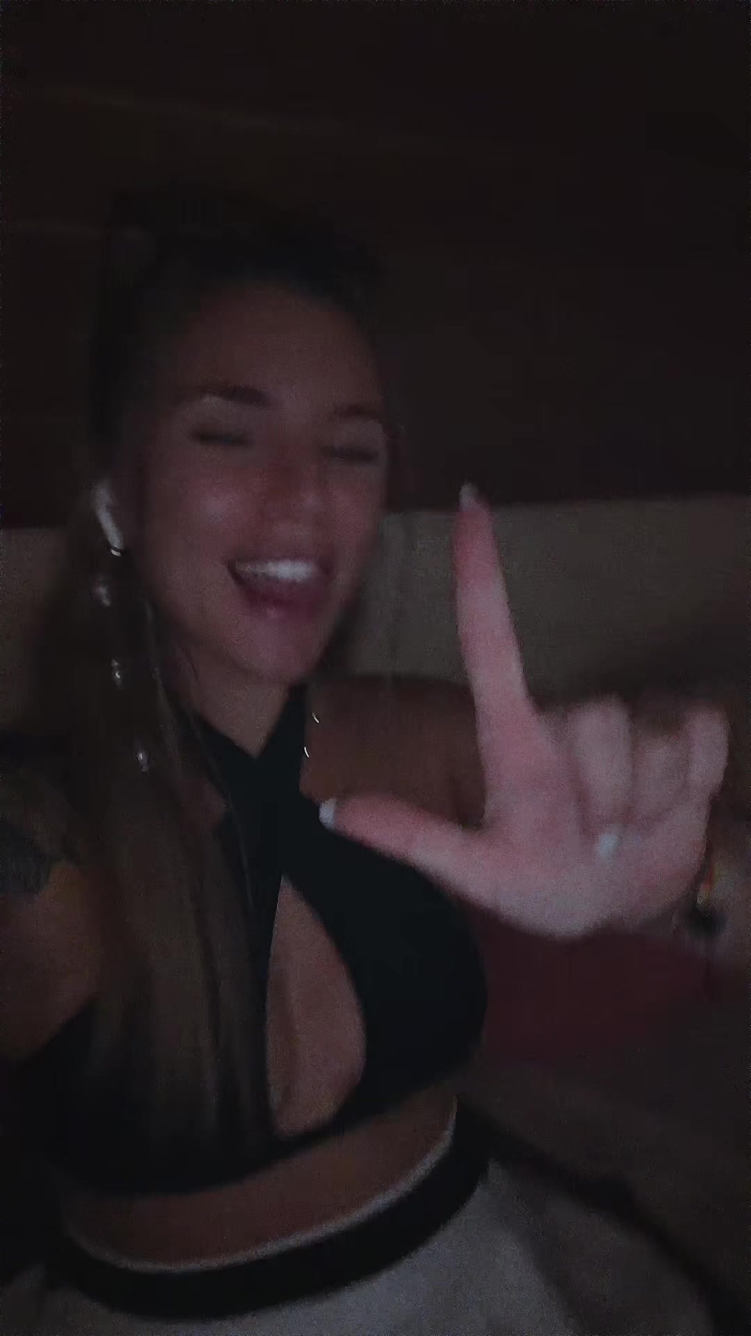 @𝐕𝐀𝐍𝐄𝐒𝐒𝐀