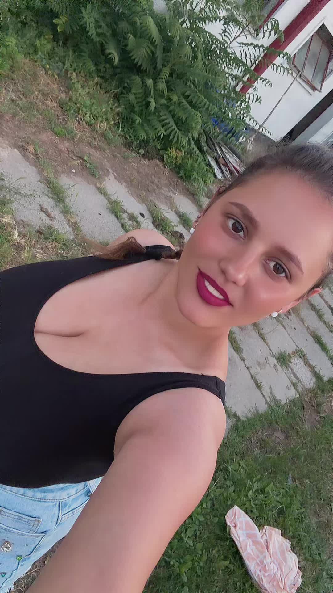 @MĂDDĂ 🌹💗