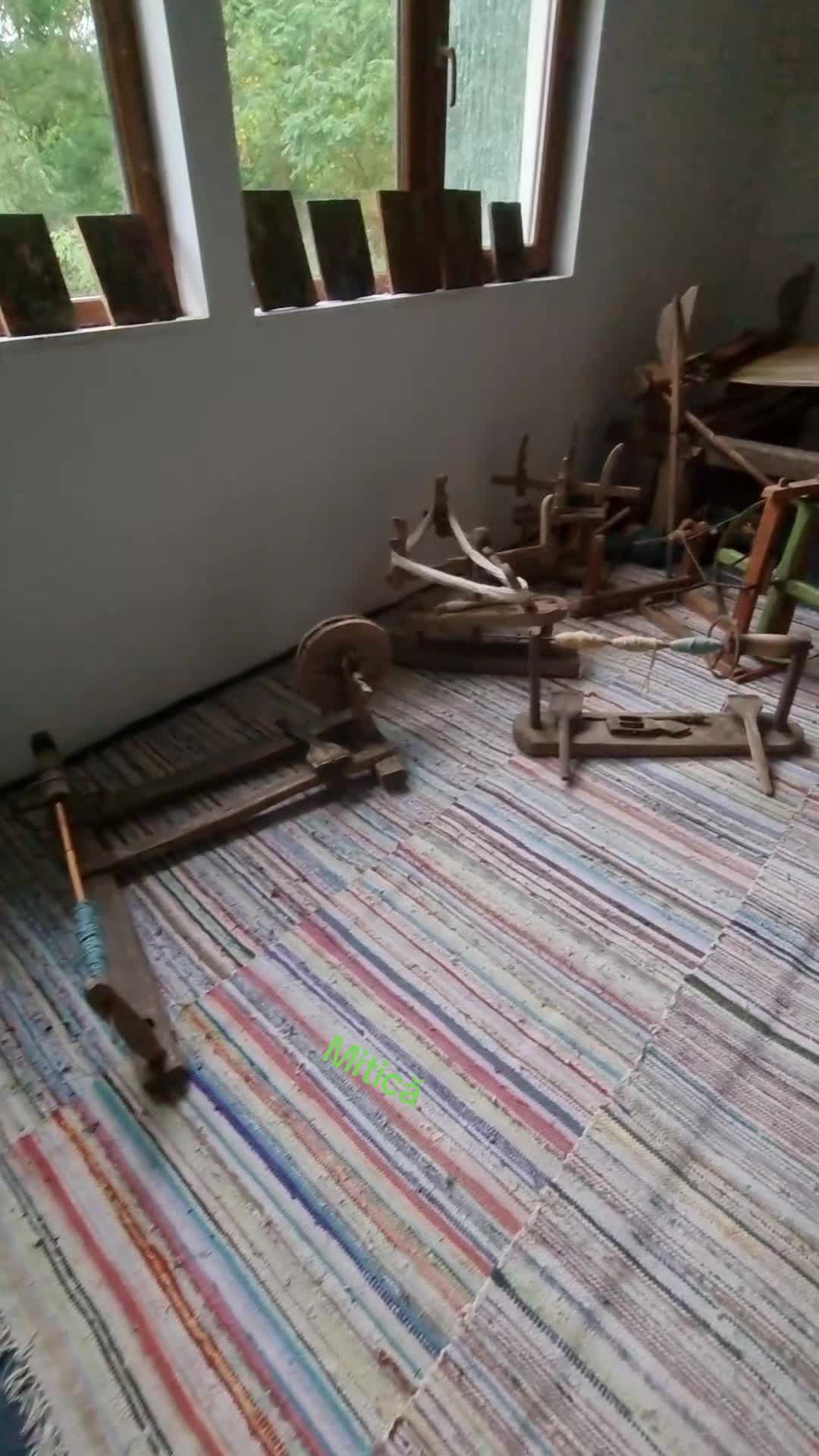 @Mitică
