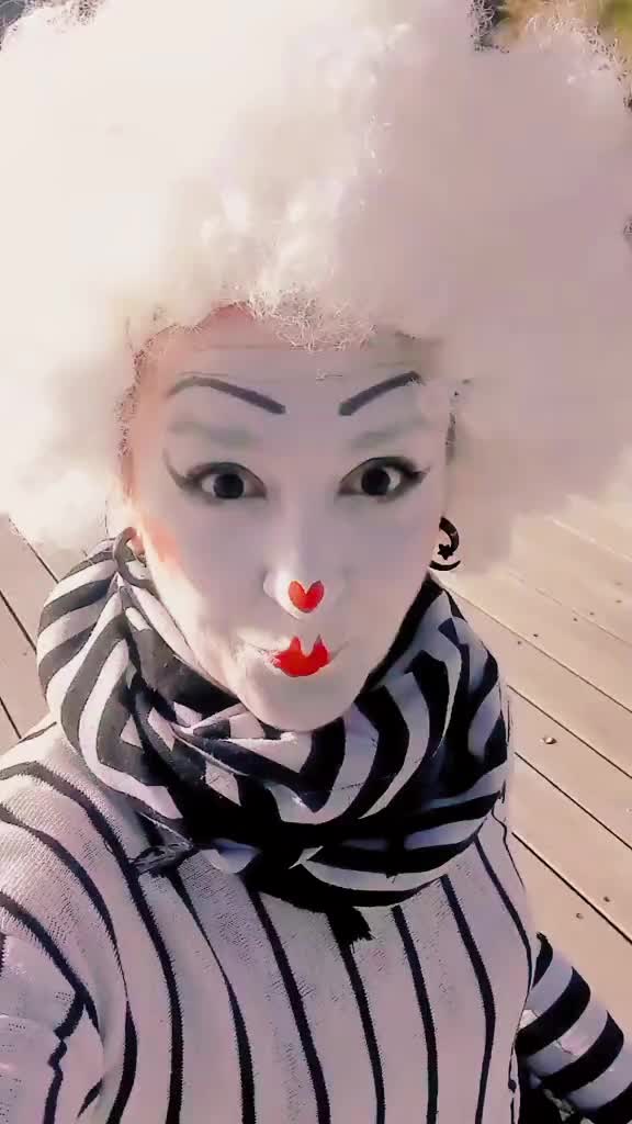 @Clown Alpha Lee