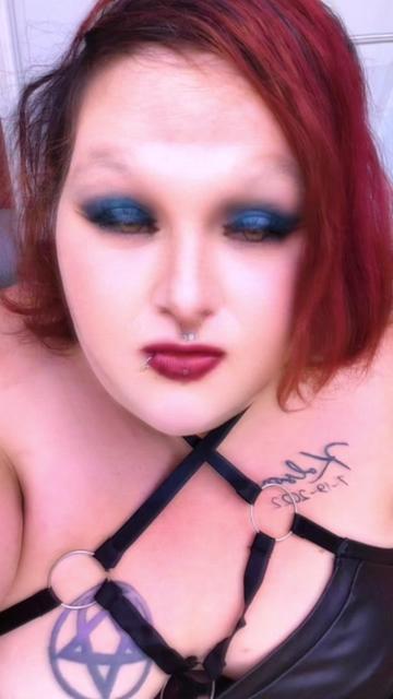 @Sarchotic666