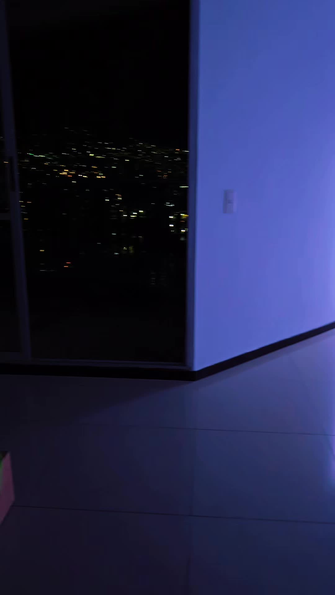 @Luna