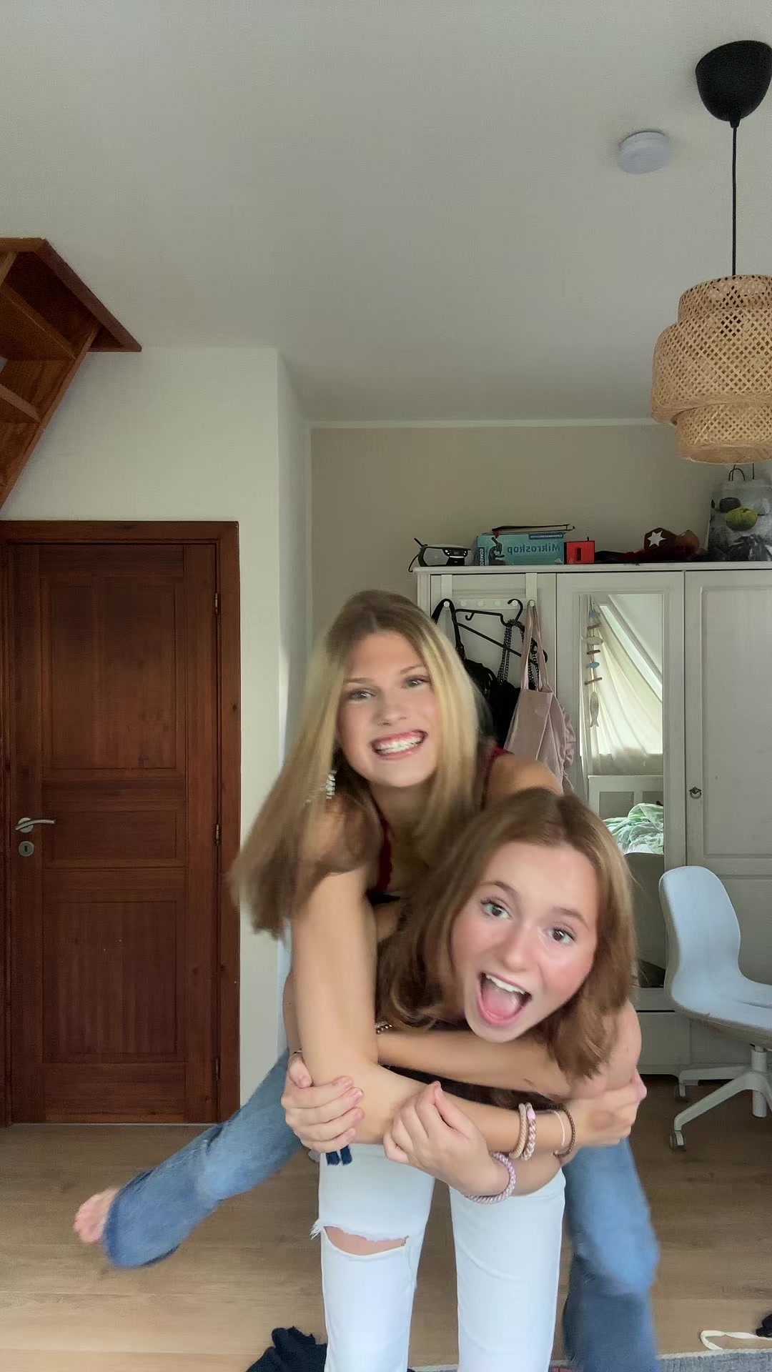 @Jul1e