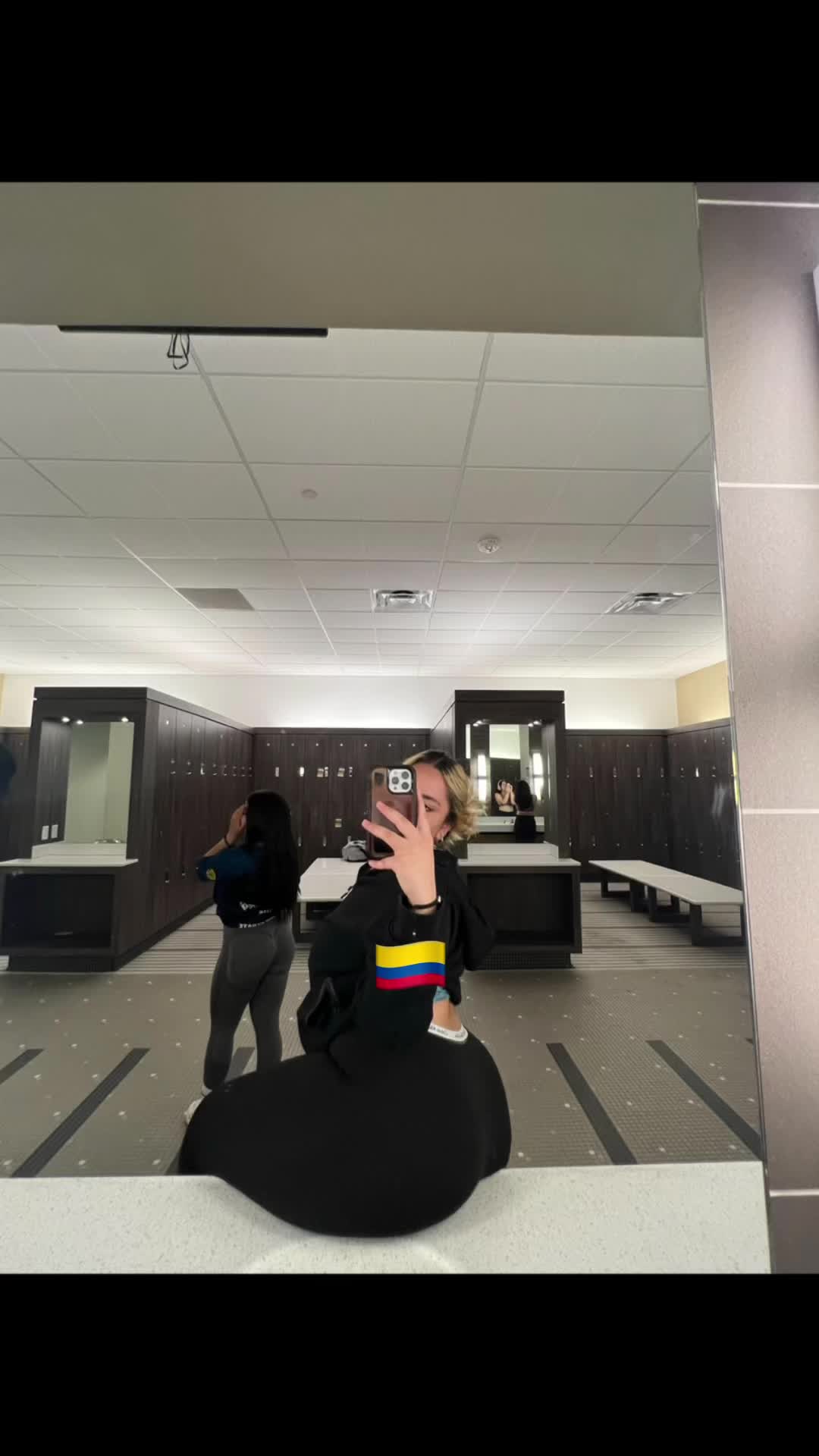 @𝓛𝓾