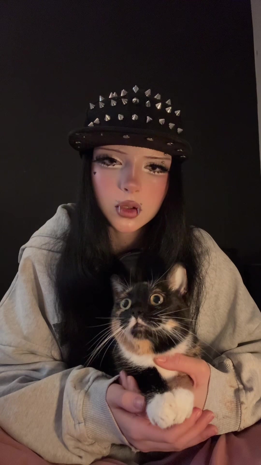@ХИКАСИ